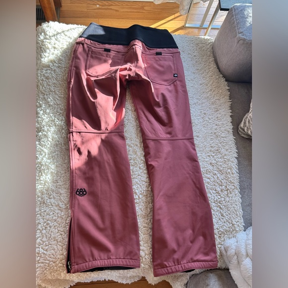 686 Ski Pants - Picture 2 of 2
